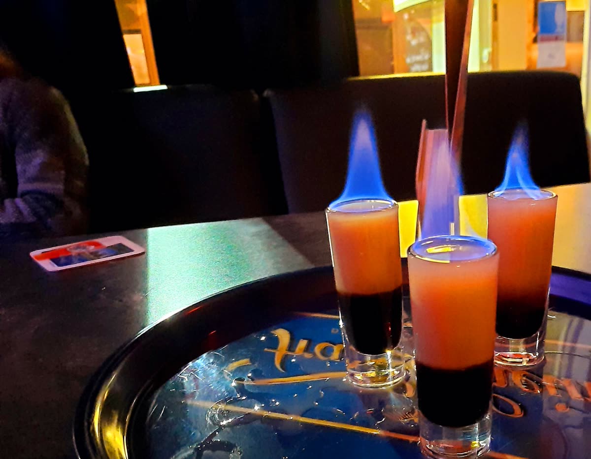 Premium Shots auf dem Bartablett