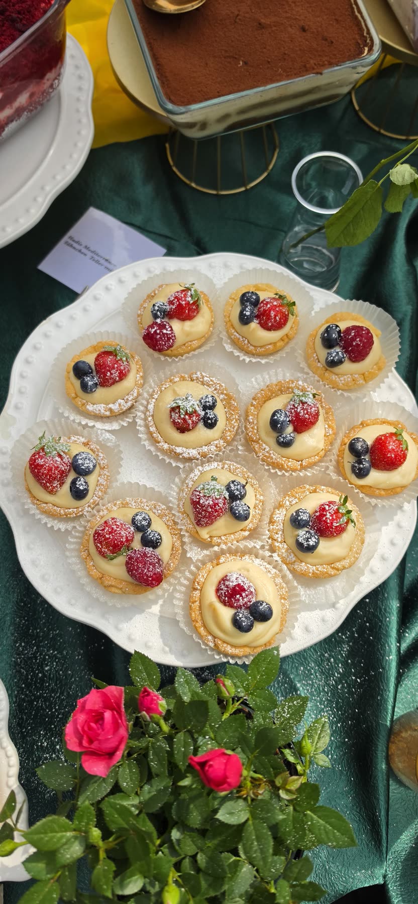 Dessertbuffet mit T&ouml;rtchen