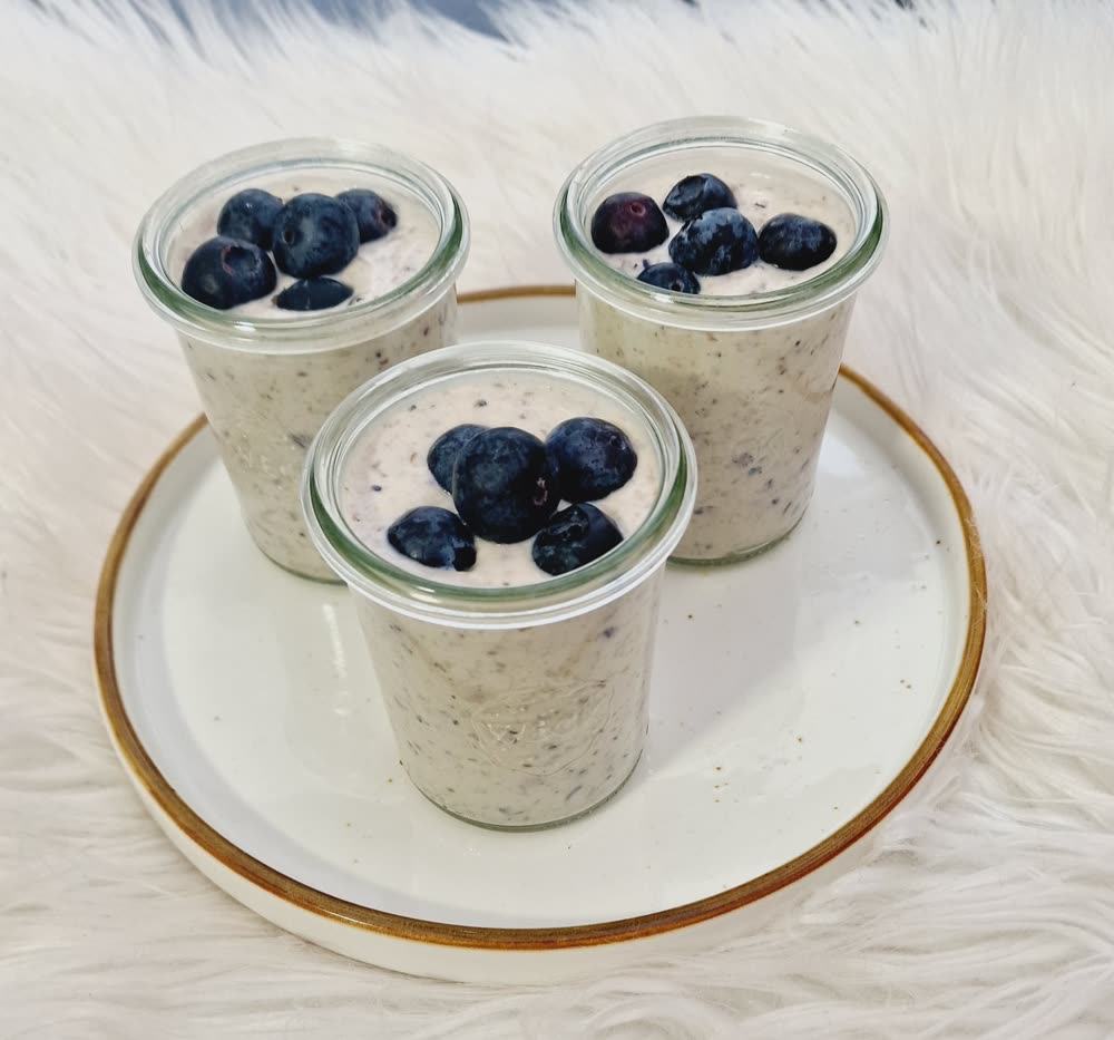 Heidelbeer-Quark-Creme im Glas