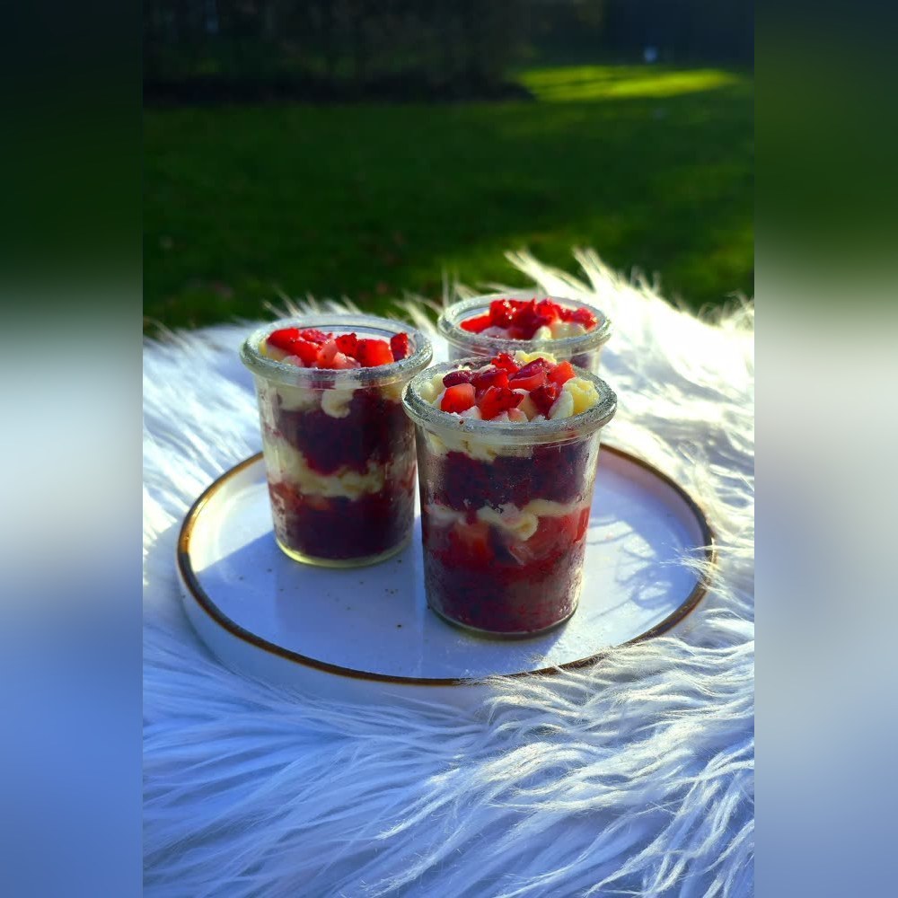 Hadis Red Velvet im Glas